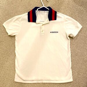 Gucci boys polo in ivory with red and blue collar